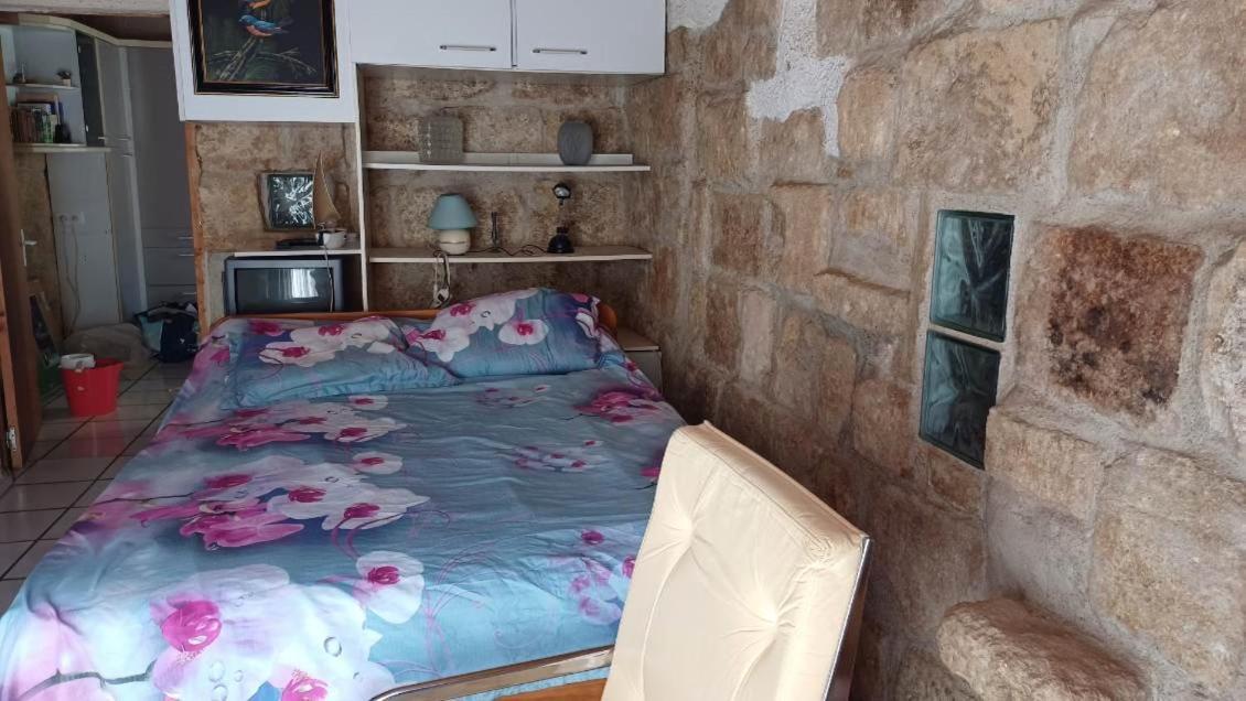 Mireval Appartement Chaleureux Dans Une Maison En Pierre מראה חיצוני תמונה